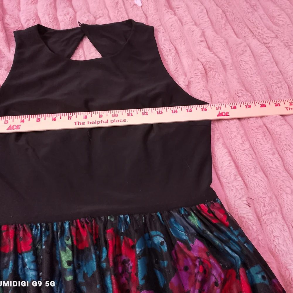 Eliza J Black and Floral Dress - Picture 8 of 9